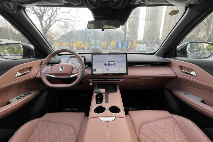 Changan UNI-Z PHEV 2025 car image #17