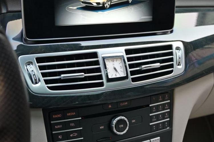 Mercedes-Benz CLS Class 2017 car image #17