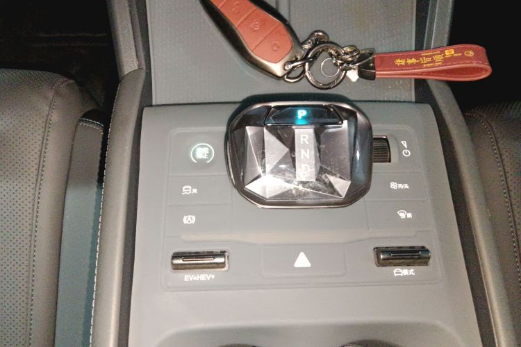 BYD Qin L 2024 #17 BYD Qin L 2024 car image #17