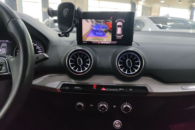 2020 immagine di auto #17