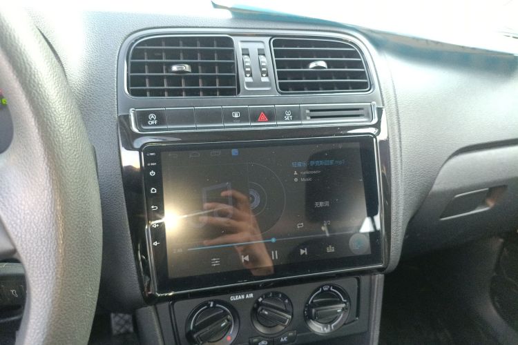 Polo 2018 immagine di auto #17