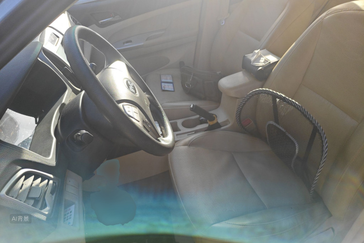 BYD F3 2014 car image #17