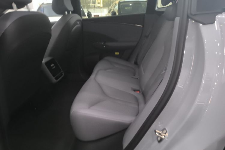 Xpeng G7 2025 #17 Xpeng G7 2025 car image #17