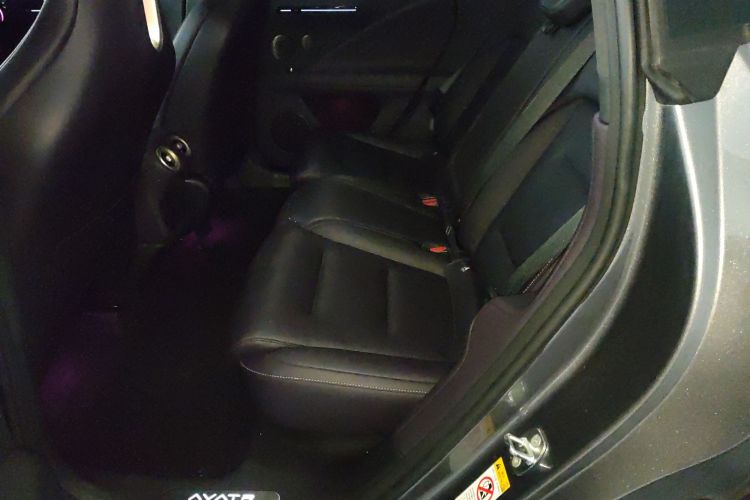 Avatr 07 2024 car image #17