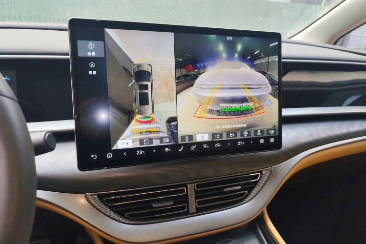 Denza D9 2024 صورة سيارة #17