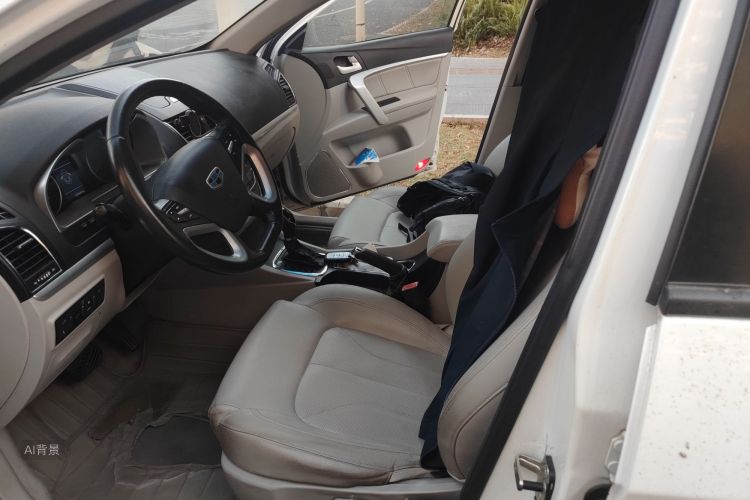 GEELY Emgrand 2016 car image #17