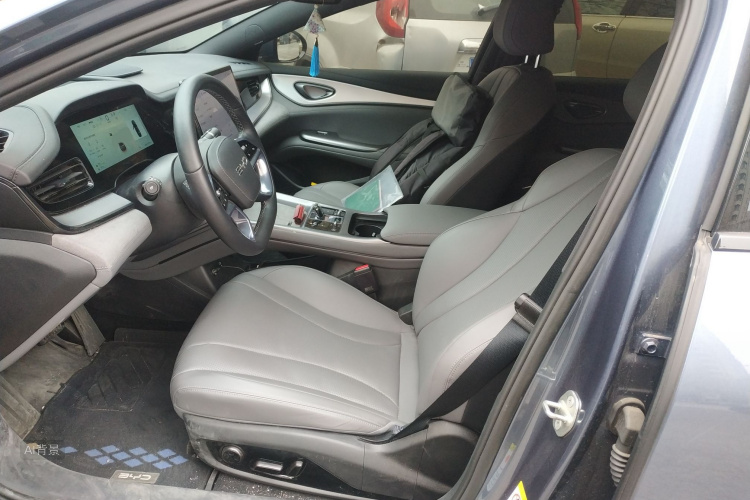 BYD Seal 07 DM-i 2025 car image #17