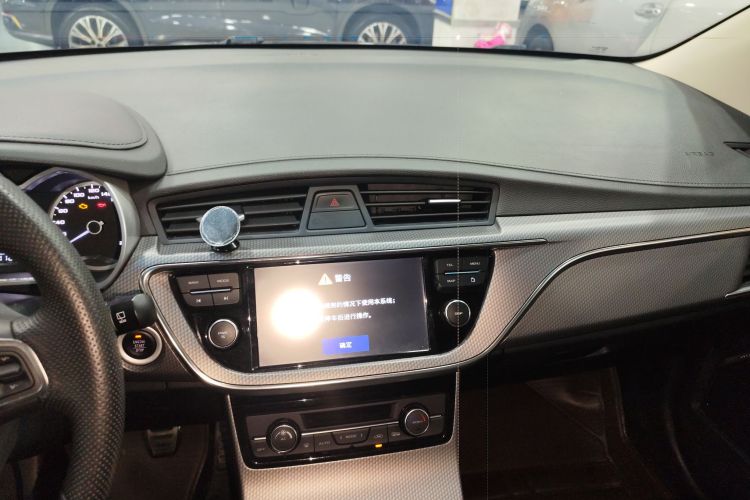 GEELY Emgrand GS 2016 #17 GEELY Emgrand GS 2016 car image #17