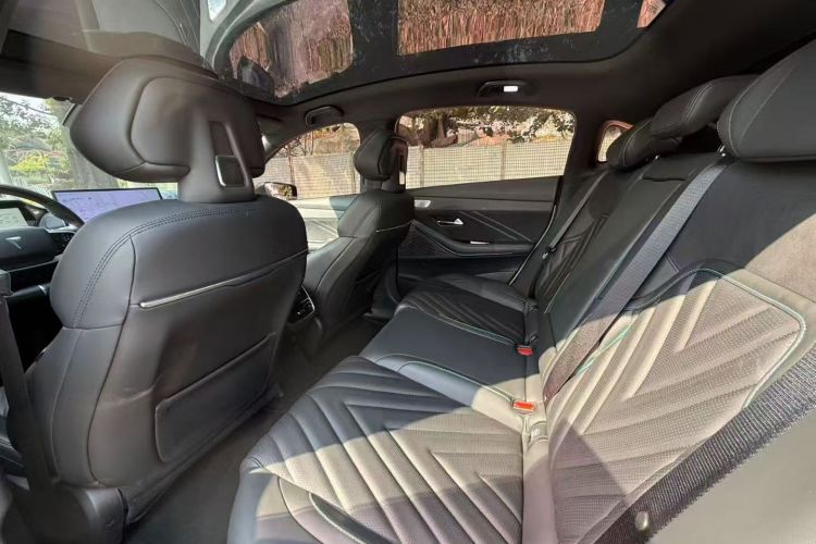 Deepal SL03 2023 image de voiture #17