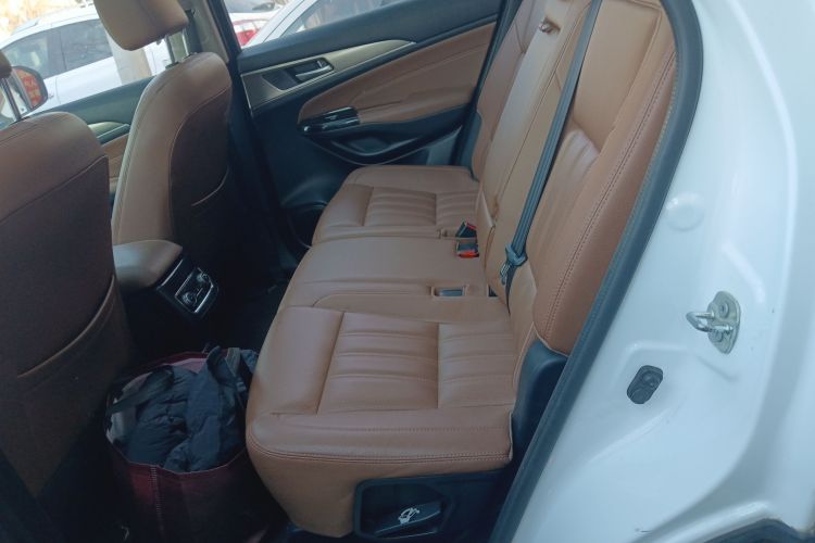 Changan CS95 2018 #17 Changan CS95 2018 car image #17