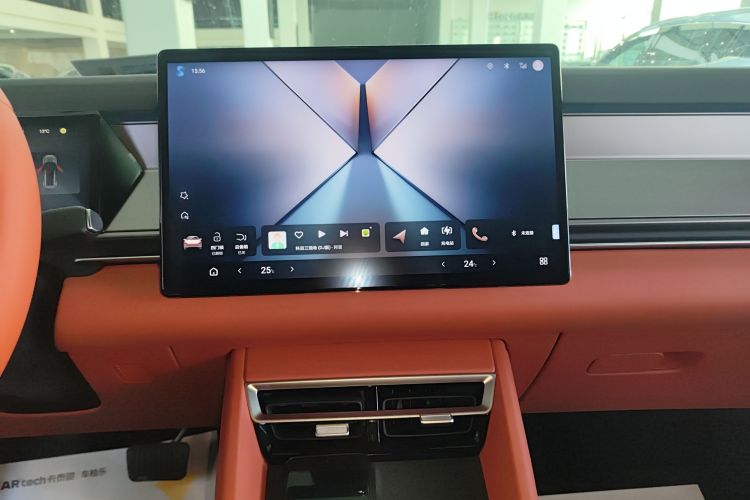 BYD Tang L 2025 صورة سيارة #17