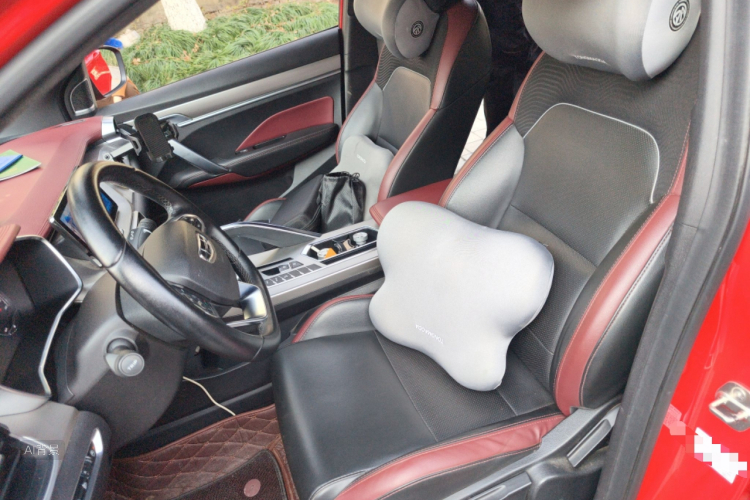GEELY Coolray 2020 #17 GEELY Coolray 2020 car image #17