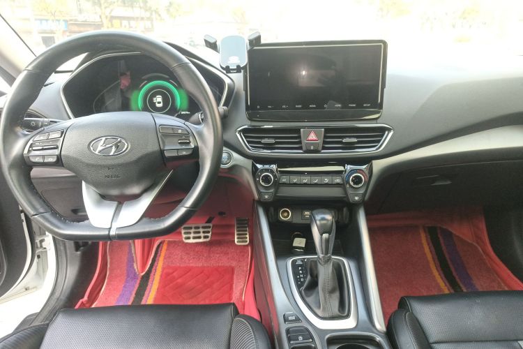 Hyundai Lafesta 2020 immagine di auto #17