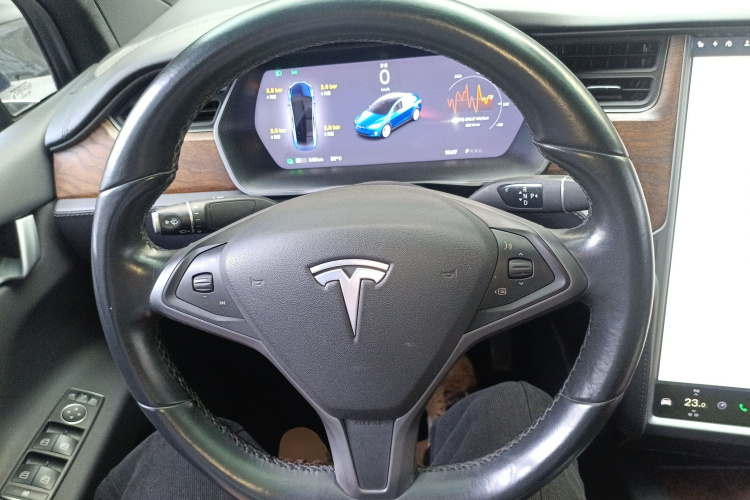 特斯拉 Model X 2018 汽车图片 #17