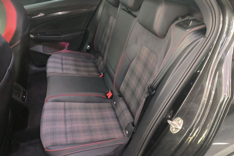 Volkswagen GolfGTI 2022 #17 Volkswagen GolfGTI 2022 immagine di auto #17