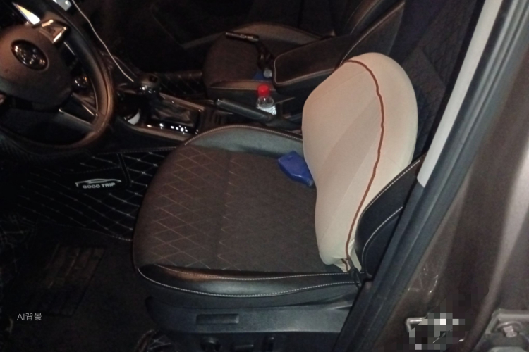 Skoda Karoq 2019 изображение автомобиля #17