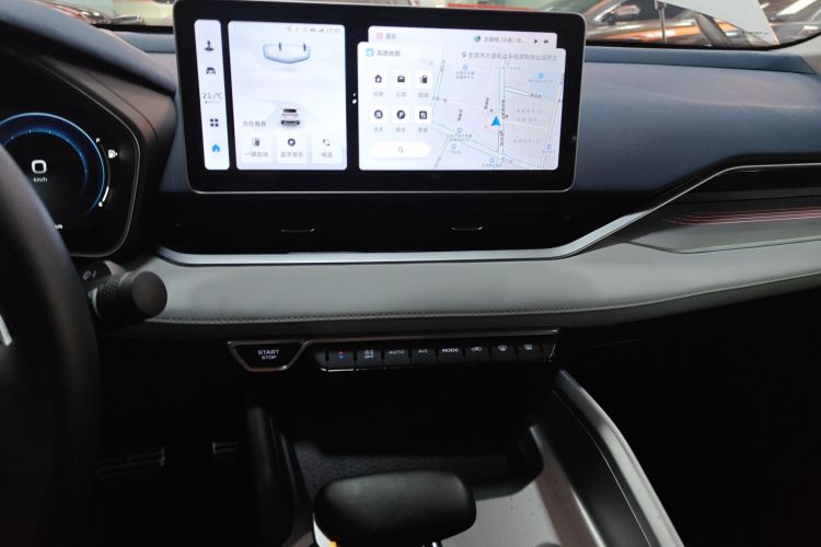 Preface 2024 immagine di auto #17