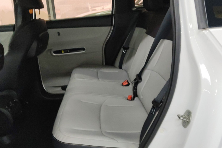 BYD D1 2023 car image #17