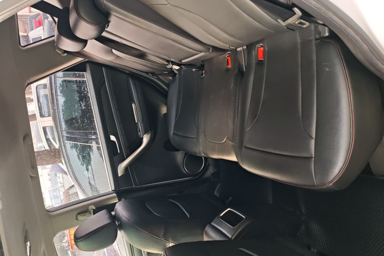 Haval M6 2017 car image #17