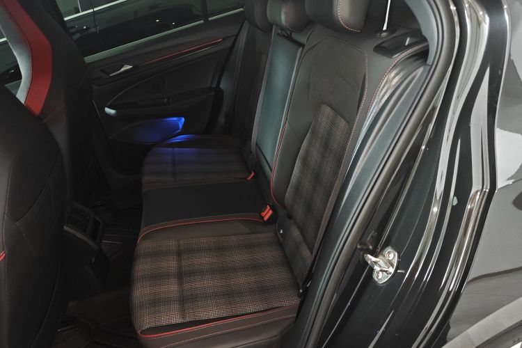 Volkswagen GolfGTI 2021 car image #17