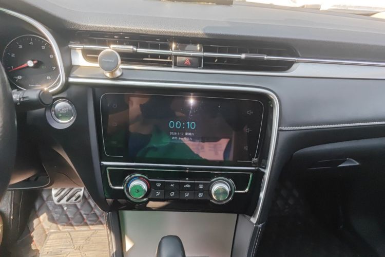 MG 6 2018 car image #17