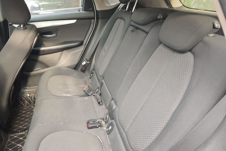 BMW 2 Series Tourer 2016 car image #17