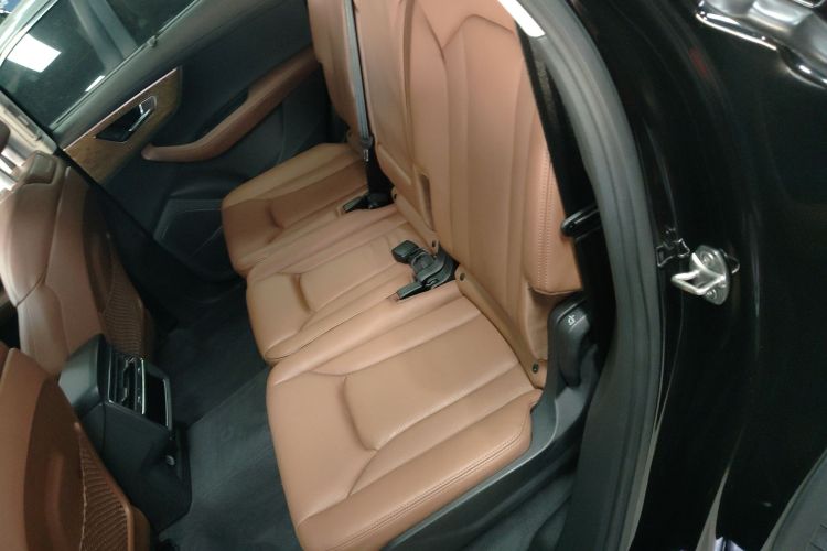 Audi Q7 2021 image de voiture #17