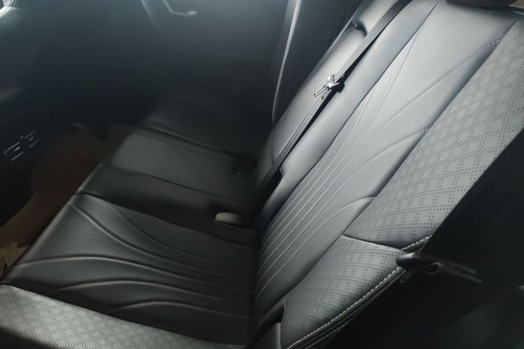 X70M 2020 #17 X70M 2020 car image #17