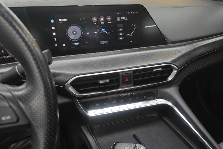Changan UNI-T 2022 car image #17