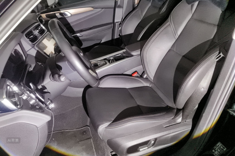 Lynk & Co 01 2019 #17 Lynk & Co 01 2019 car image #17