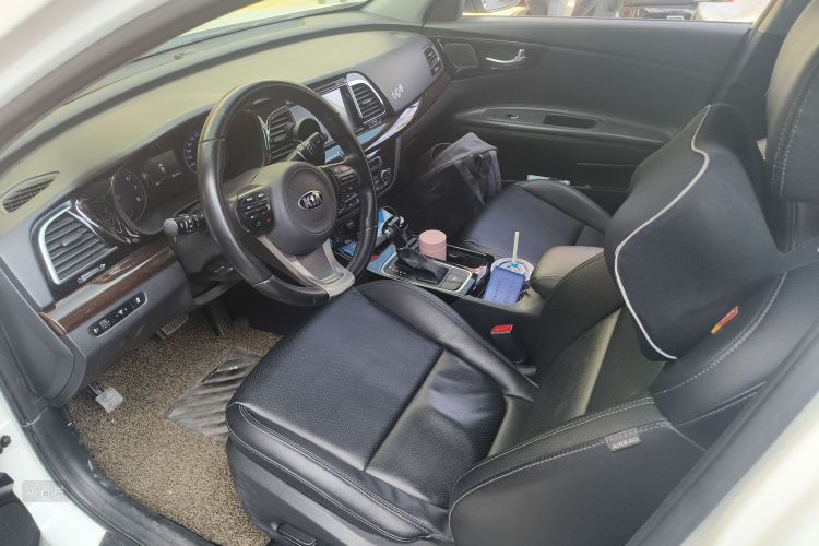 起亚 起亚K4 2015 汽车图片 #17