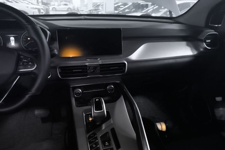 GEELY Coolray 2019 car image #17
