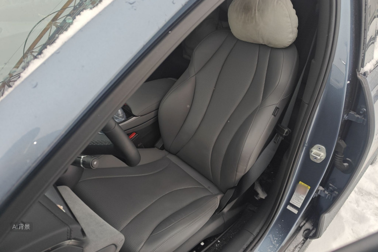 BYD Seal 07 DM-i 2025 car image #17