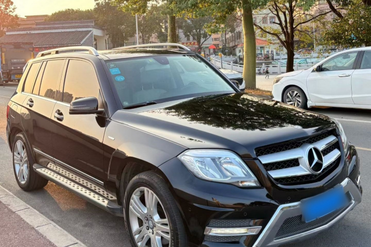Mercedes-Benz GLK Class 2015 car image #17