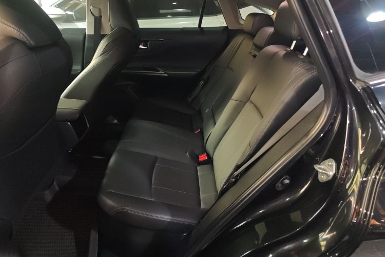 Toyota Harrier 2022 car image #17