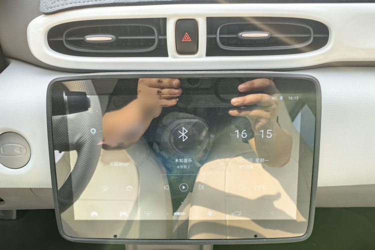 零跑汽车 零跑T03 2024 汽车图片 #17