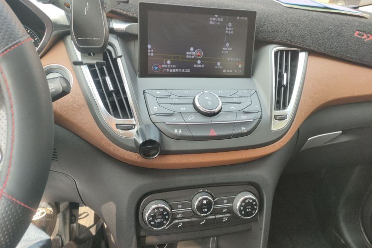 Soueast DX7 2016 #17 Soueast DX7 2016 car image #17