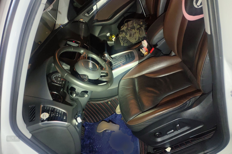 Audi Q5 2018 صورة سيارة #17