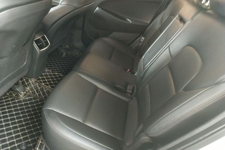 Hyundai Tucson 2018 #17 Hyundai Tucson 2018 car image #17