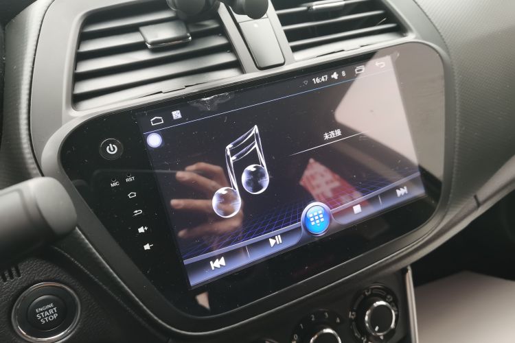 Suzuki S-Cross 2017 صورة سيارة #17