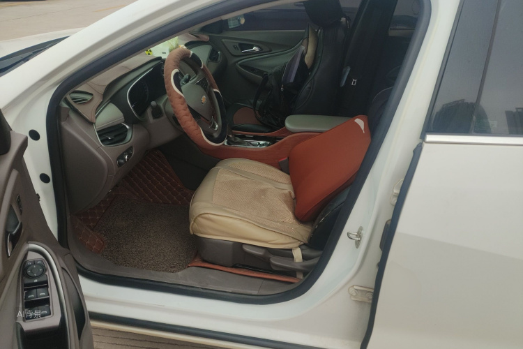 Chevrolet Malibu XL 2018 immagine di auto #17