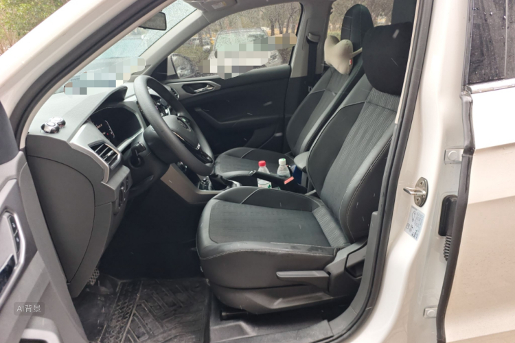 Volkswagen T-Cross 2022 #17 Volkswagen T-Cross 2022 car image #17