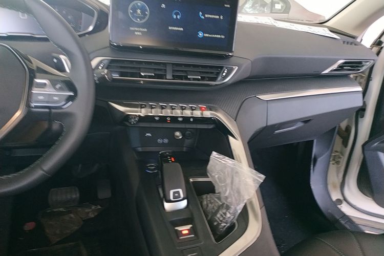 标致 标致5008 2025 汽车图片 #17