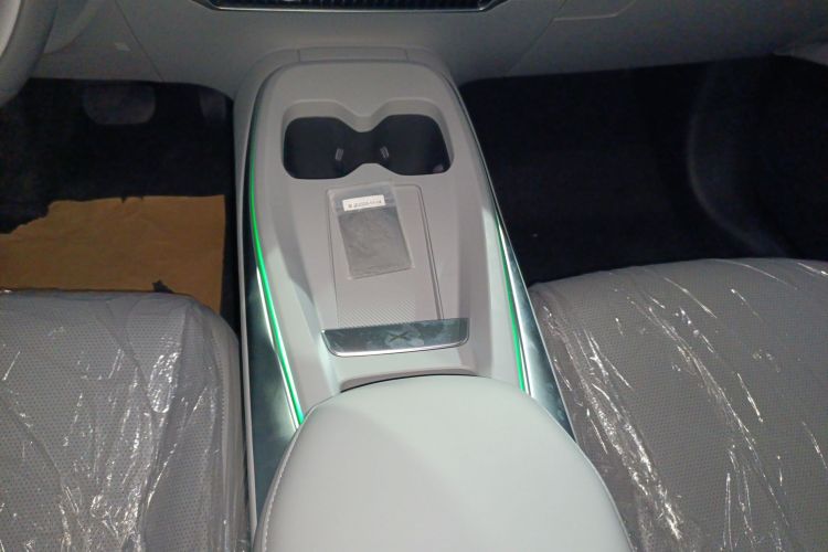 Xpeng MONA M03 2025 imagem de carro #17