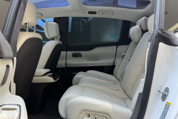 蔚来 蔚来ET7 2024 汽车图片 #17