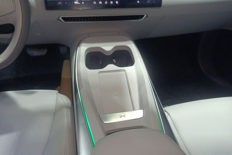 Xpeng MONA M03 2025 car image #17