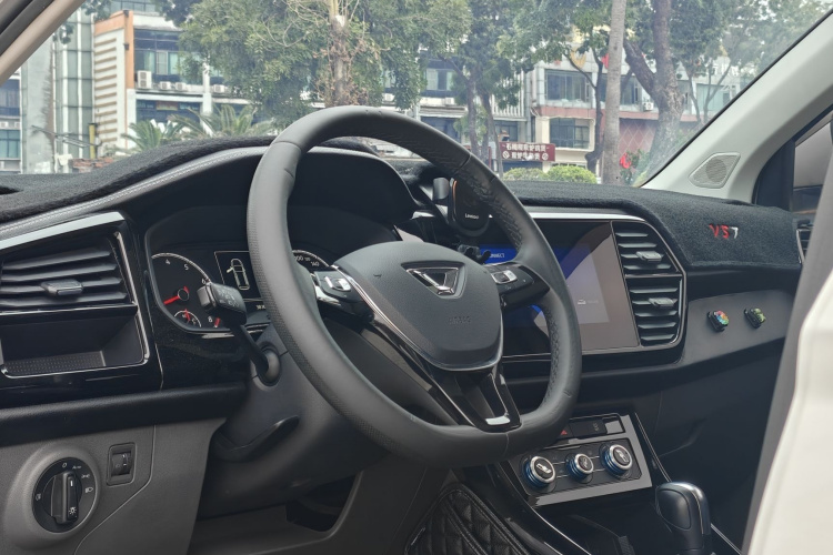 Jetta VS7 2021 car image #17