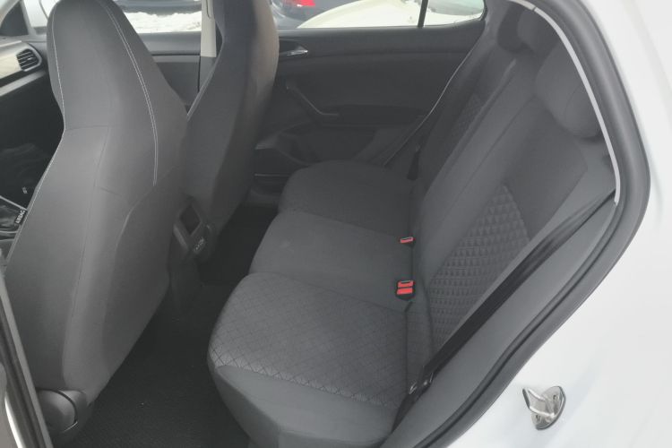 Volkswagen T-Cross 2023 car image #17
