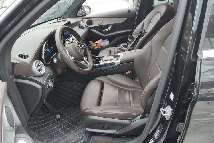 Mercedes-Benz GLC Class 2021 immagine di auto #17