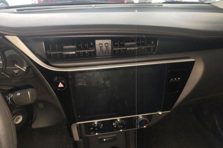 丰田 卡罗拉 2018 汽车图片 #17